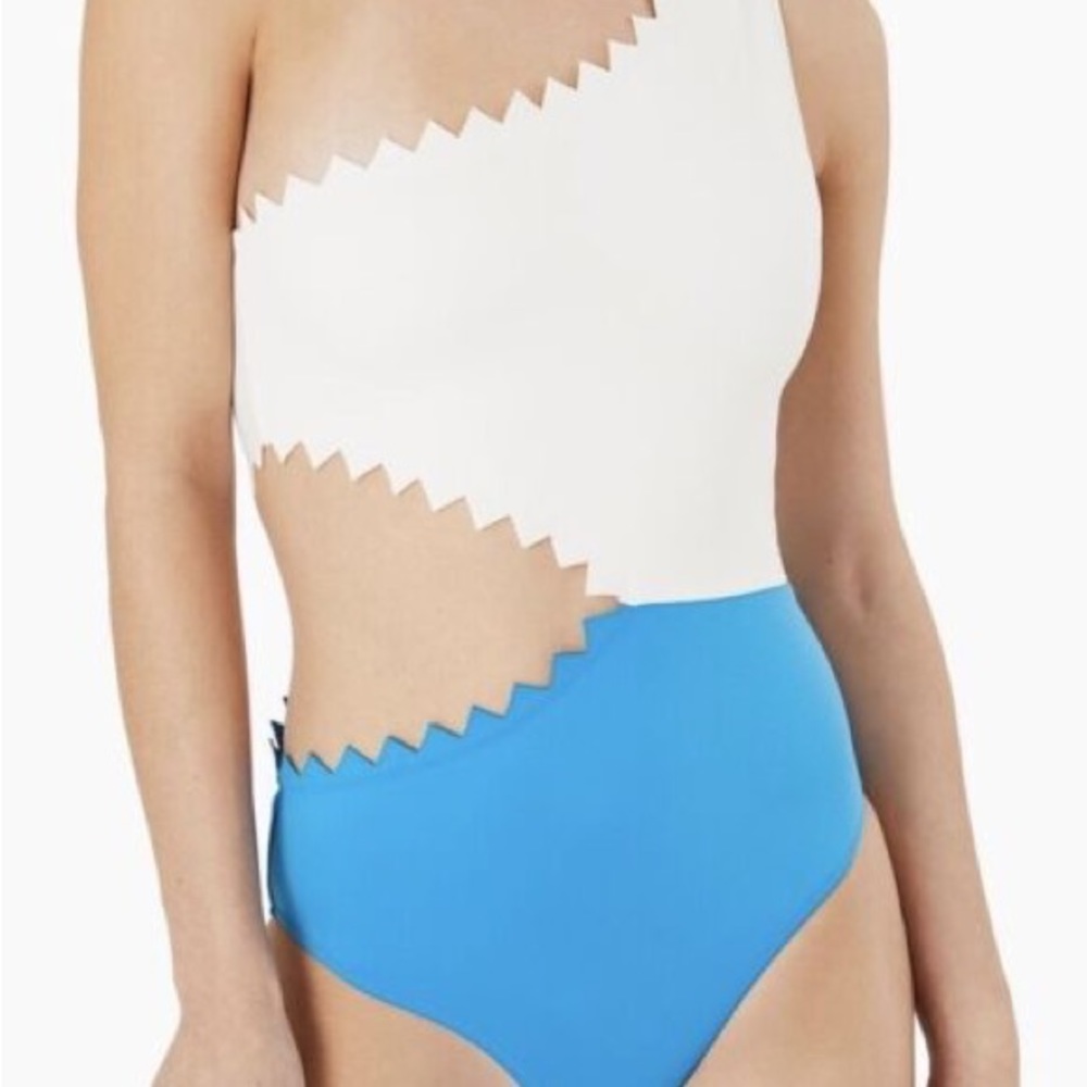 Onia betty one piece size a